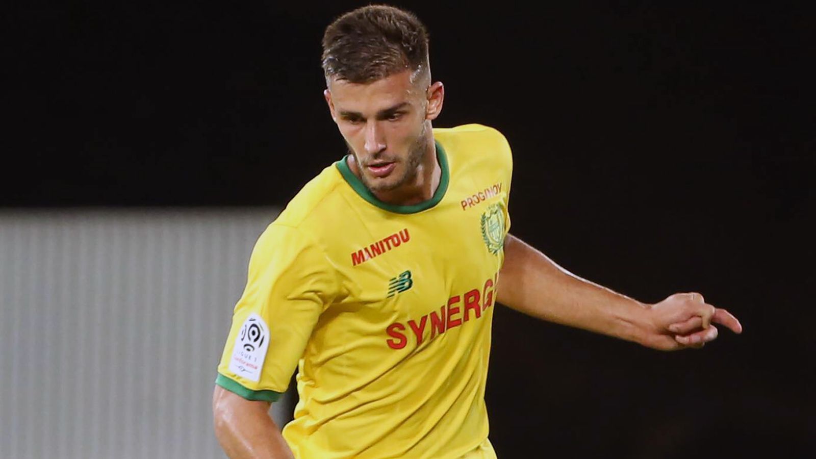 
                <strong>Matt Miazga</strong><br>
                Verliehen an: FC Nantes (mit Kaufoption)Position: InnenverteidigerAlter: 23 JahreVertrag bei Chelsea bis: 30. Juni 2022
              