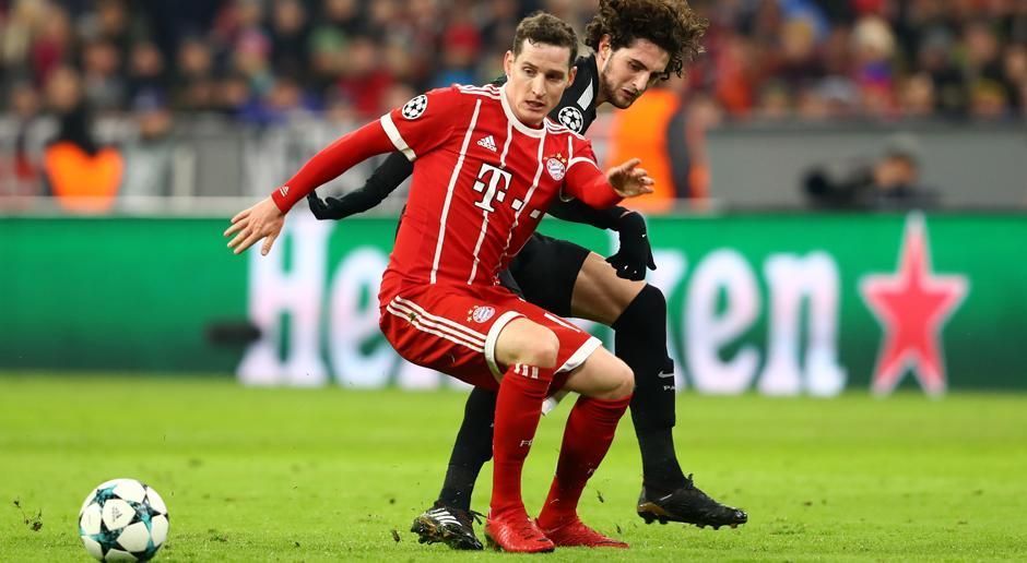 
                <strong>Sebastian Rudy (FC Bayern München)</strong><br>
                Zwei Gelbe Karten
              