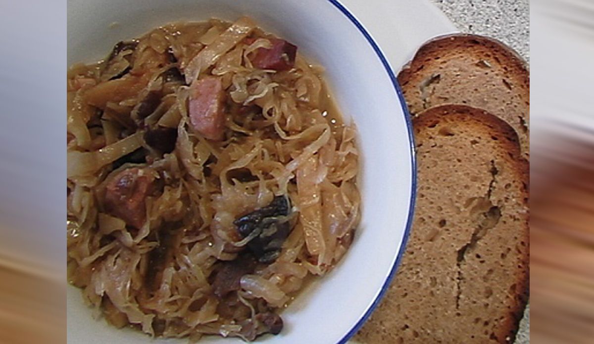 Bigos - polnischer Sauerkrauteintopf