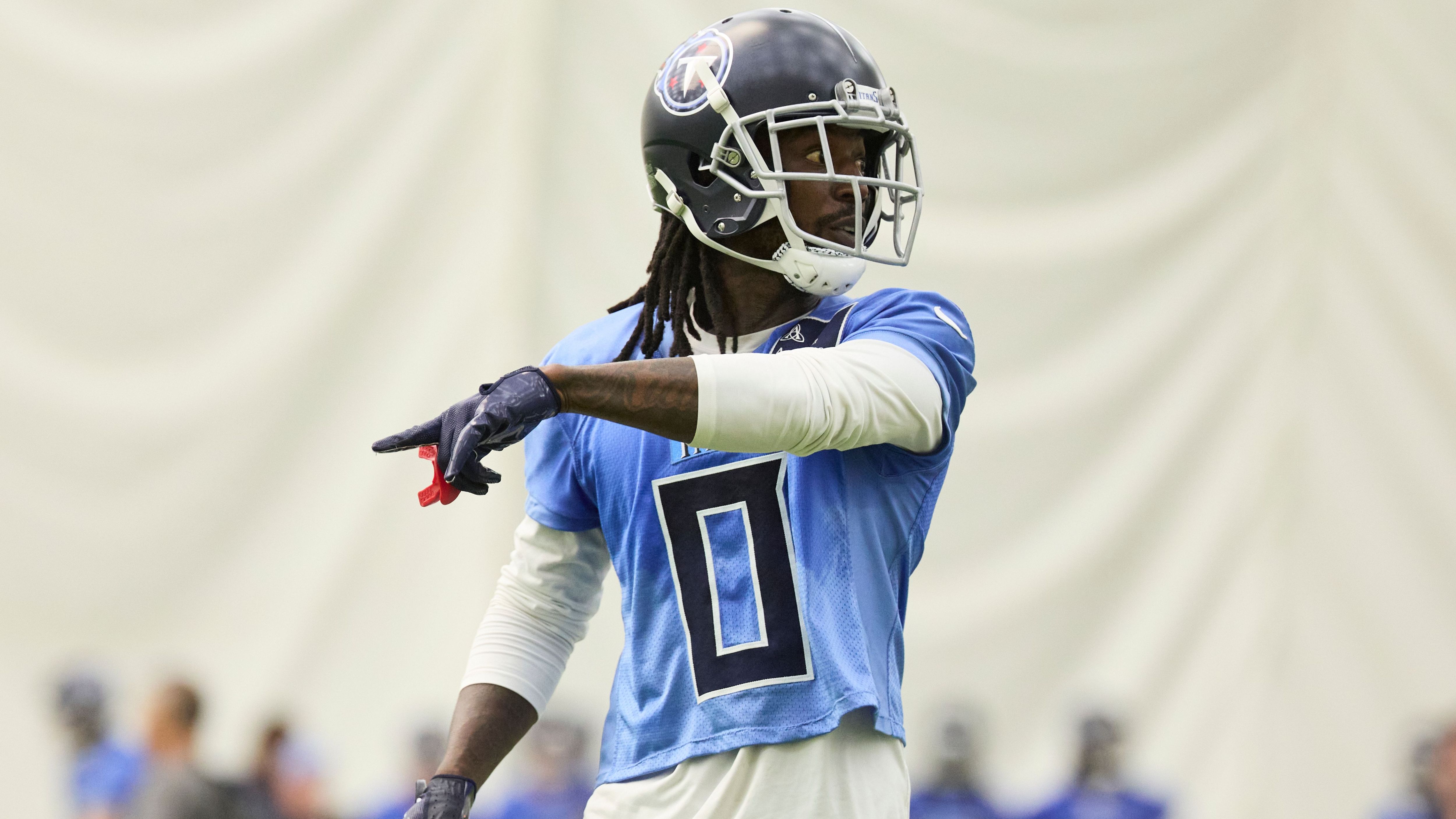 <strong>Calvin Ridley (Wide Receiver der Tennessee Titans)</strong><br>Doch 23 Millionen pro Jahr müssen erstmal gerechtfertigt werden. Zumal das ohnehin eine beachtliche Summe ist für ein Team, welches in der vergangenen Saison noch Jahre davon entfernt schien, wirklich konkurrenzfähig zu sein. Mit Star-Receiver-Kollege DeAndre Hopkins muss Ridley alles daran setzen, dem noch jungen Spielmacher Will Levis eine Stütze zu sein.