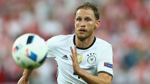 
                <strong>Benedikt Höwedes</strong><br>
                Benedikt Höwedes: Kam in der Schlussphase, war eigentlich gar nicht mehr gefordert. ran-Note: 3
              