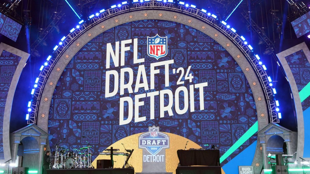 NFL, American Football Herren, USA NFL Draft Apr 25, 2024; Detroit, MI, USA; A general overall view of the Draft Theater at the 2024 NFL Draft at Campus Martius Park and Hart Plaza. Detroit Campus ...