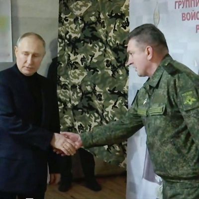 Russlands Machthaber Putin bei einem angeblichen Besuch in der Ukraine