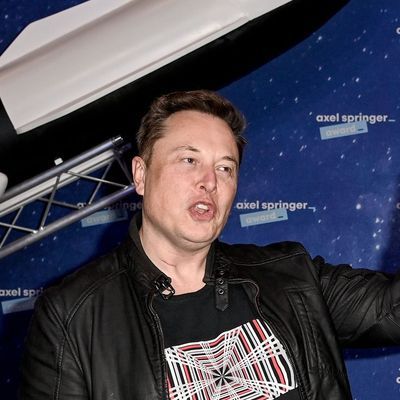 Elon Musk will die Finanzierung seines Starlink-Systems für die Ukraine stoppen. 