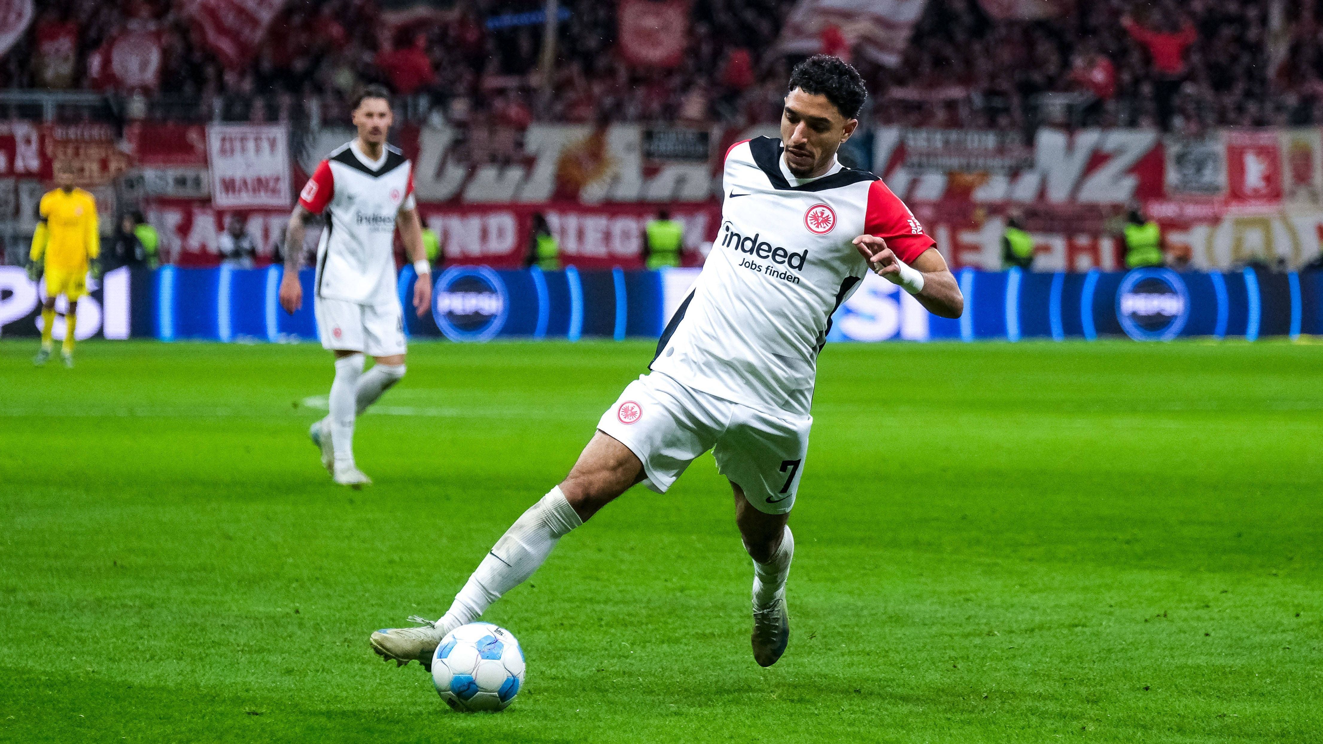 <strong>Platz 3: Omar Marmoush (Eintracht Frankfurt)</strong><br>Tore: 18<br>Spiele: 29