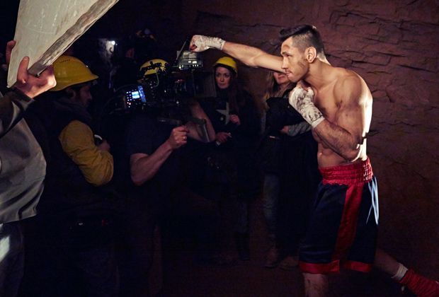 
                <strong>Back to the Top: Sturm vs. Barker</strong><br>
                Für den Trailer wurde gleich an mehreren Locations auf verschiedenen Ebenen gedreht
              