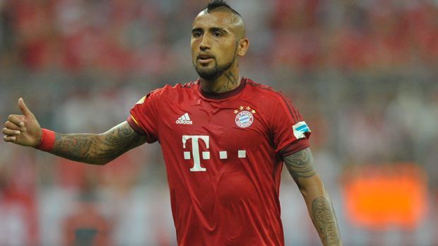 
                <strong>Mittelfeld: Arturo Vidal - Aggressivität 90.</strong><br>
                Mittelfeld: Arturo Vidal - Aggressivität 90. Mit Vidal ist auch ein Spieler des FC Bayern München vertreten. Das Allround-Talent wurde von den Entwicklern sowohl offensiv als auch defensiv gut bewertet. Das führt zu einer Gesamt-Stärke von 86.
              