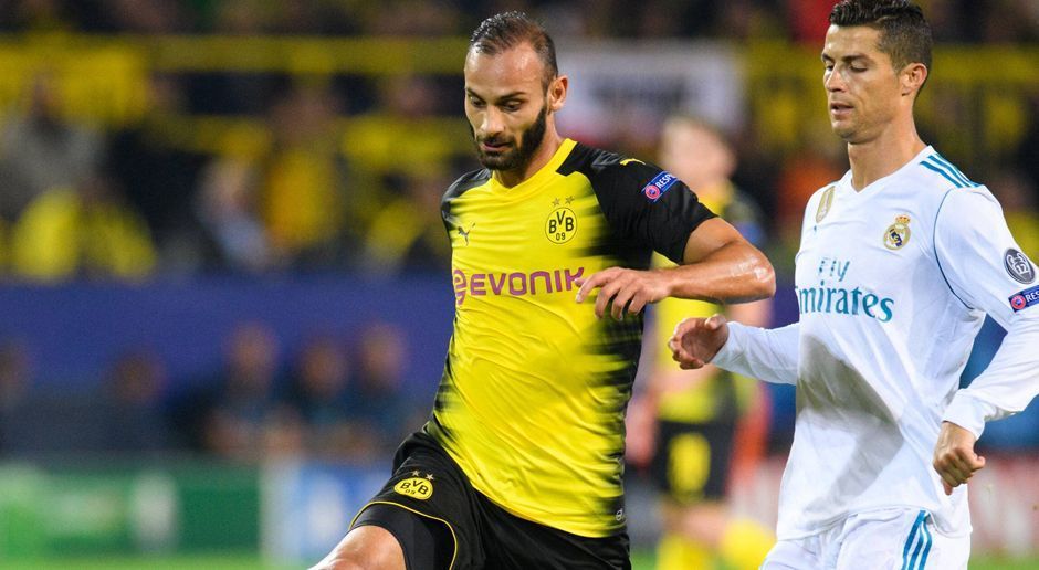
                <strong>Ömer Toprak</strong><br>
                Der ehemalige Leverkusener lässt zu viele Räume für die Real-Offensive zu, steht häufig zu zerstreut und kommt bei Angriffsversuchen über Ronaldo, Casemiro und Modric häufig zu spät. Beim ersten Torabschluss durch Carvajal in der 10. Minute ist Toprak völlig überfordert. Beim dritten Tor der Gäste hat er eine Mitschuld. ran-Note: 4
              