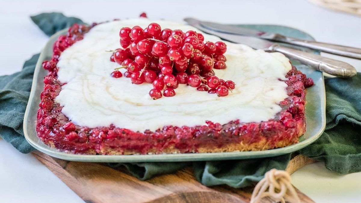 Johannisbeerkuchen mit griechischem Joghurt