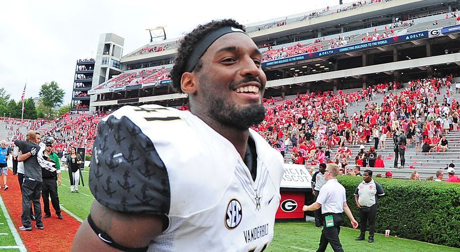 
                <strong>Pick 24 – Oakland Raiders: Zach Cunningham (Linebacker, Vanderbilt)</strong><br>
                Malcolm Smith und Perry Riley, beide vergangene Saison noch als Linebacker für die Raiders tätig, haben das Team verlassen. Oakland ersetzt die beiden, die für insgesamt 1.560 defensive Snaps der Saison auf dem Feld standen, mit Zach Cunningham. Der Linebacker ist der vielleicht beste und zuverlässigste Laufverteidiger dieser Draft-Klasse und bietet durch sein sehr physisches und intelligentes Spiel ein sofortiges Upgrade in Sachen Run-Defense.
              