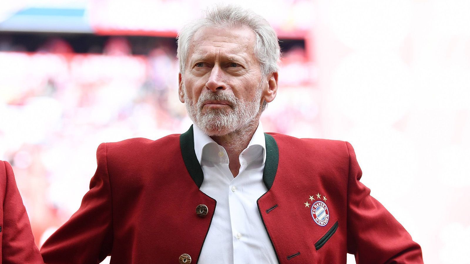 
                <strong>Paul Breitner</strong><br>
                Position: Verteidiger, zentrales Mittelfeld Umgerechneter Marktwert: 65 Millionen EuroBeim FC Bayern aktiv: Von 1970 bis 1974 und 1978 bis 1983Bewertete Saison: 1980/81 (29 Jahre)
              