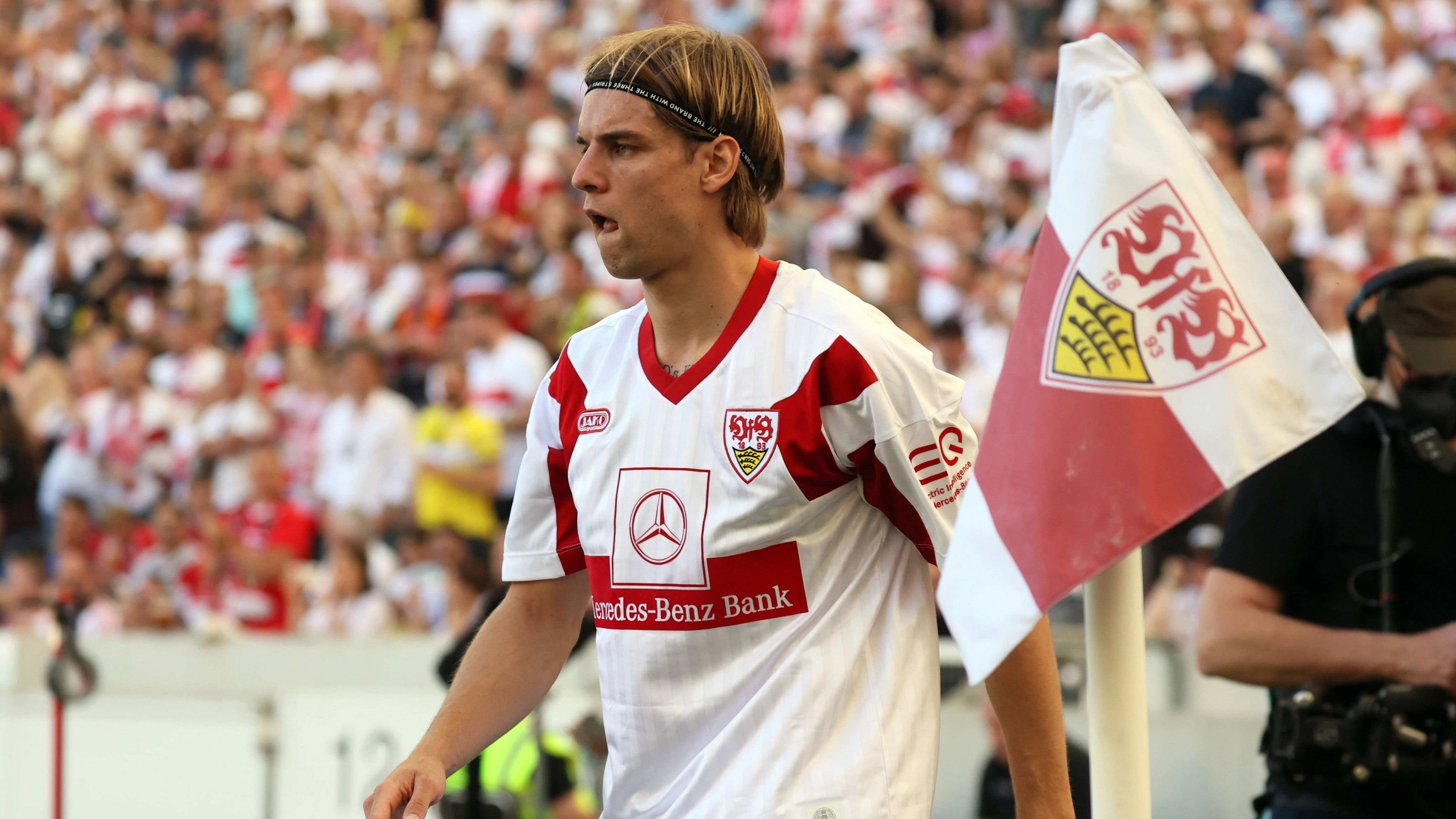 
                <strong>VfB Stuttgart</strong><br>
                &#x2022; Borna Sosa<br>&#x2022; 2,5 Millionen Euro<br>
              