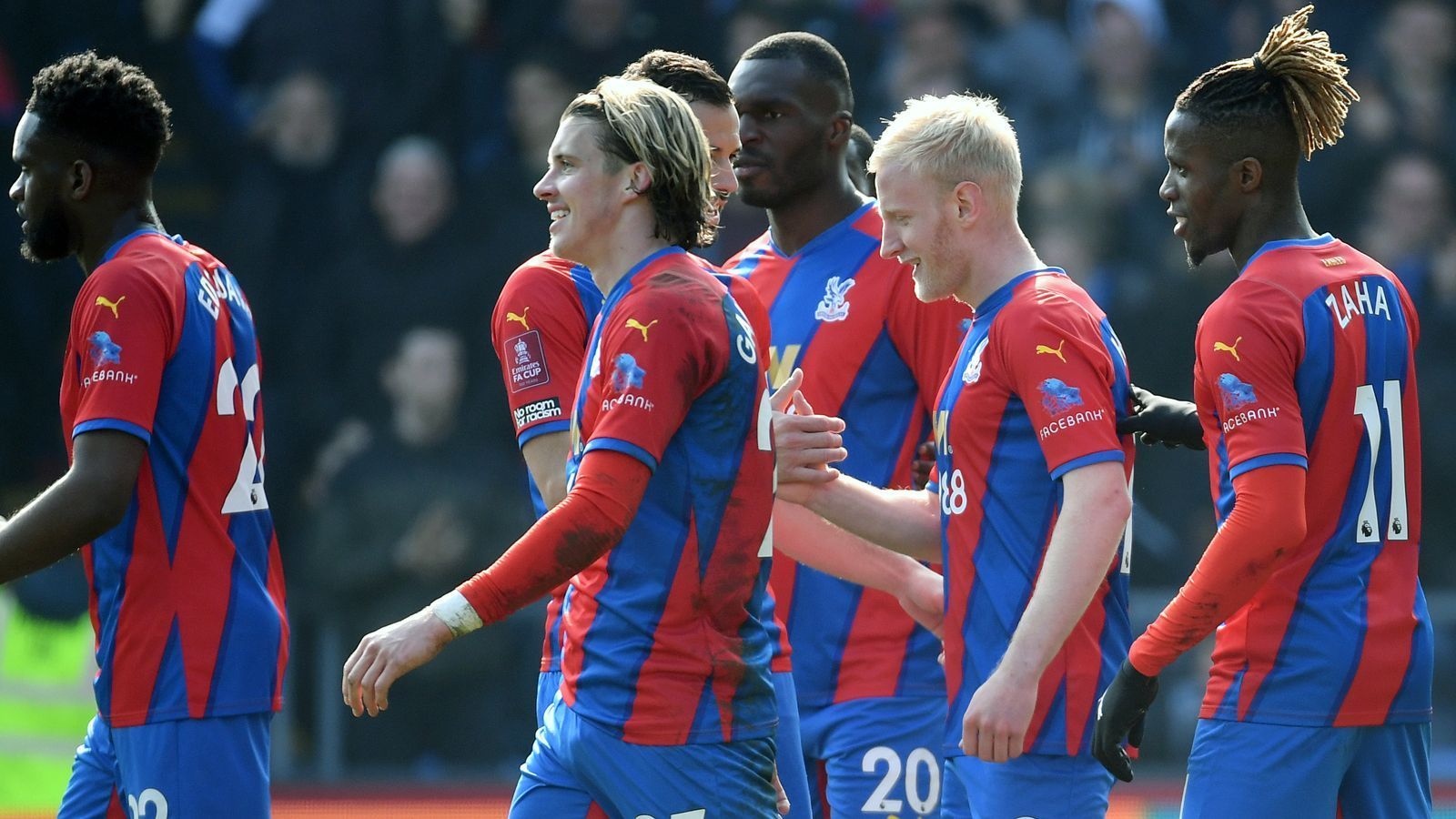 
                <strong>Platz 14: Crystal Palace</strong><br>
                Beraterkosten 2021/22: 10,5 Millionen Euro
              