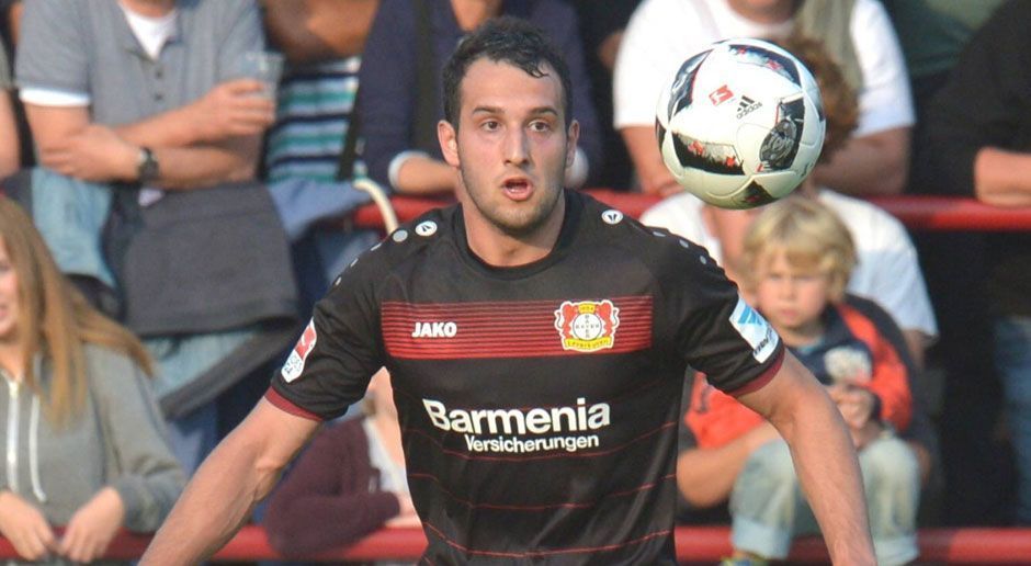 
                <strong>Levin Öztunali (1. FSV Mainz 05)</strong><br>
                Levin Öztunali hat gerade die Marke von 100 Bundesligaspiele geknackt. Einen berühmten Vater hat der 21-Jährige zwar nicht, dafür einen umso berühmteren Großvater.Großvater: Uwe Seeler239 Bundesligaspiele für den HSV
              