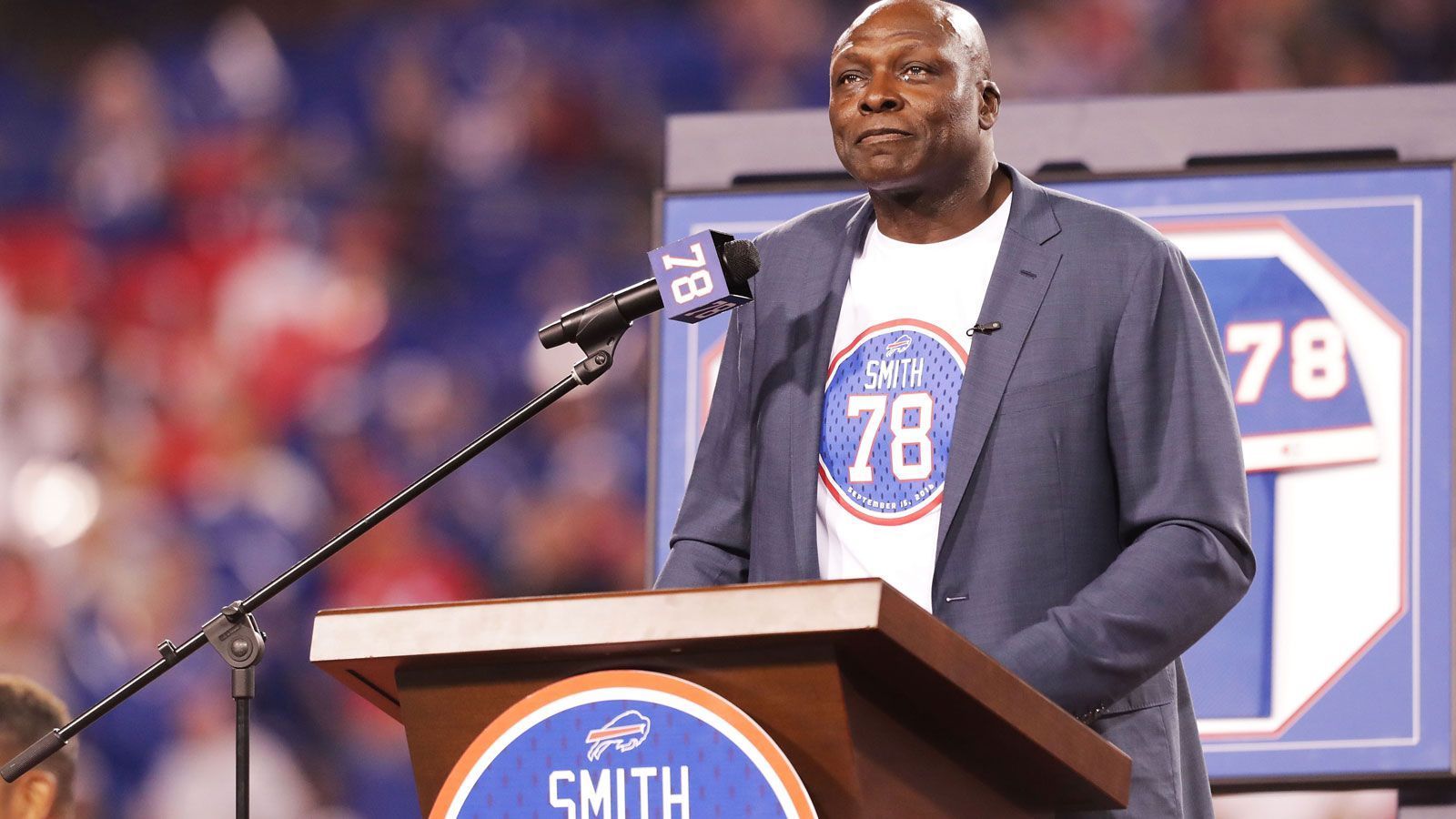 
                <strong>Meiste Sacks: Bruce Smith (200,0)</strong><br>
                NFL: 1985 bis 2003 - Teams: Buffalo Bills, Washington Redskins - Platz 2: Reggie White: (198,0), Platz 3: Kevin Greene (160)
              