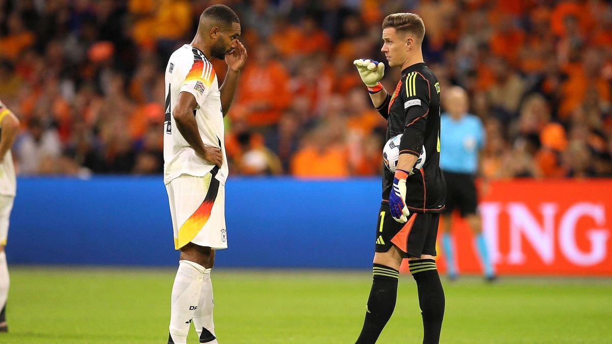 Foto : Jonathan TAH ( Deutschland ) und Keeper Marc Andre ter Stegen , rechts Fussball Länderspiel , UEFA Nations-League am Di. 10.09.2024 Holland - Deutschland 2 - 2 *** Photo Jonathan TAH Germany...