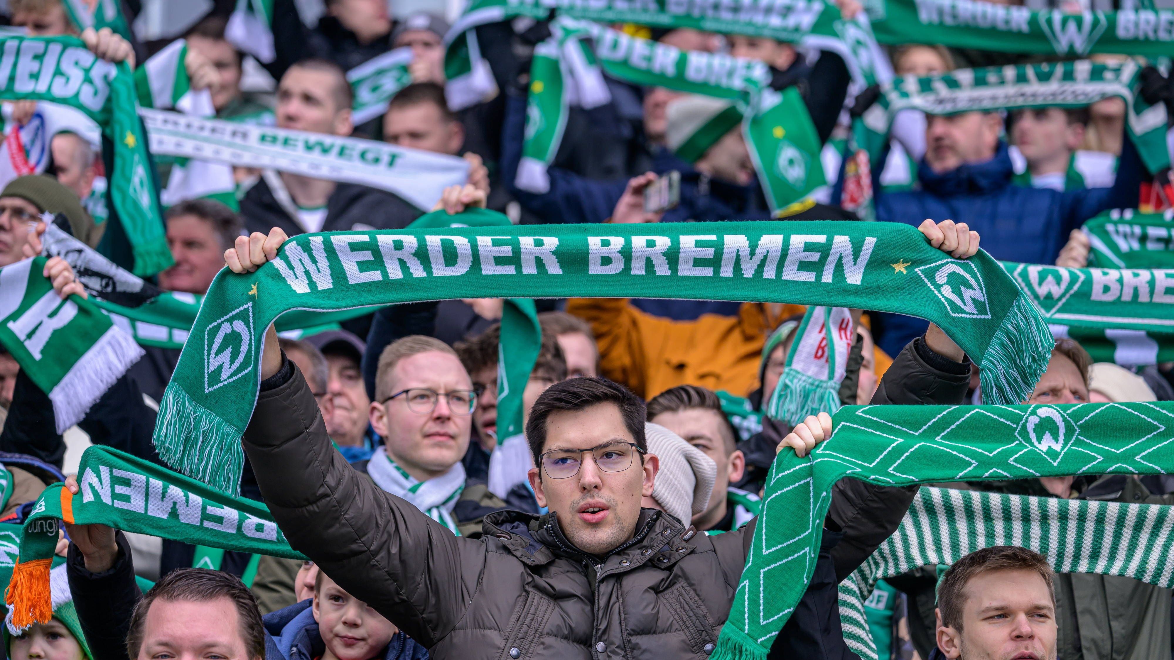 <strong>2. Platz: SV Werder Bremen - 1.991 Spiele</strong><br>Siege: 818<br>Unentschieden: 498<br>Niederlagen: 675