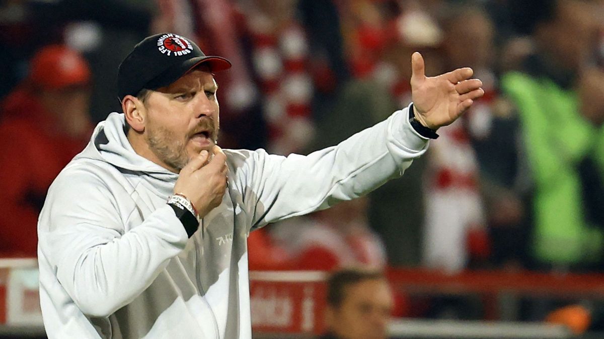 Baumgart gewohnt engagiert an der Seitenlinie