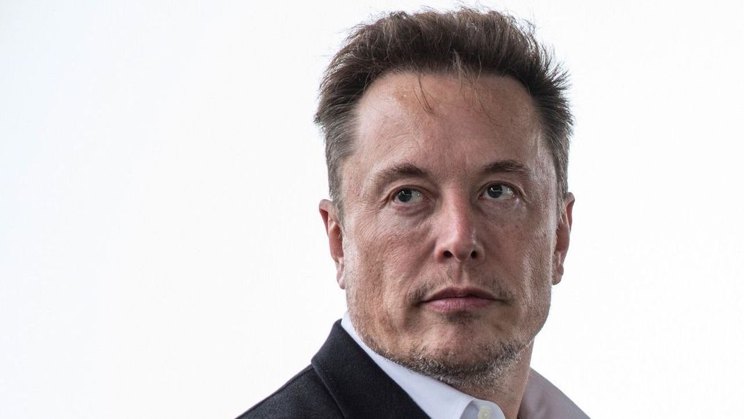 Elon Musk will X wohl aus der EU abziehen.