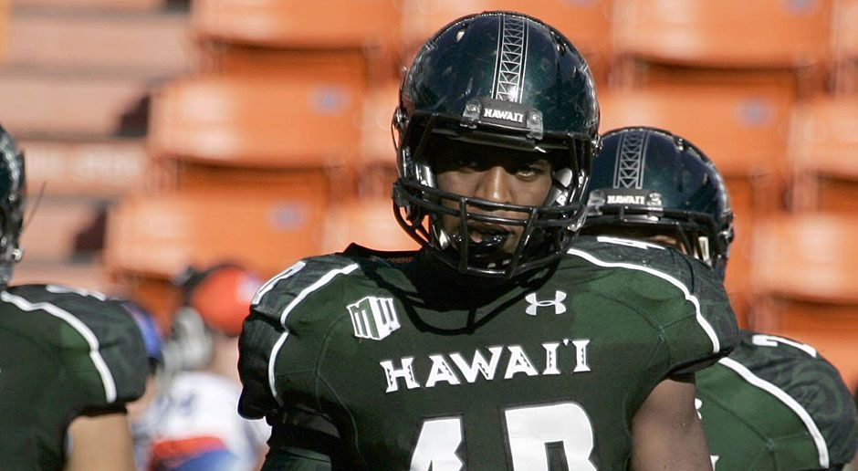 
                <strong>Jerrol Garcia-Williams</strong><br>
                Jerrol Garcia-Williams: Er bereitete sich auf Hawaii auf die NFL-Karriere vor - und beeindruckte beim Pro Day diverse Teams. Neben den Broncos sollen auch die Arizona Cardinals und die New York Jets mit Garcia-Williams verhandelt haben. Während seiner College-Karriere wurde er bereits von mehreren Verletzungen zurückgeworfen, unter anderem geriet ein Knie in Mitleidenschaft. Dennoch können sich seine Werte mit 222 Tackles, 3,5 Sacks und drei erzwungenen Fumbles sehen lassen. Ihn dürften die Broncos für den Practice Squad einplanen.
              