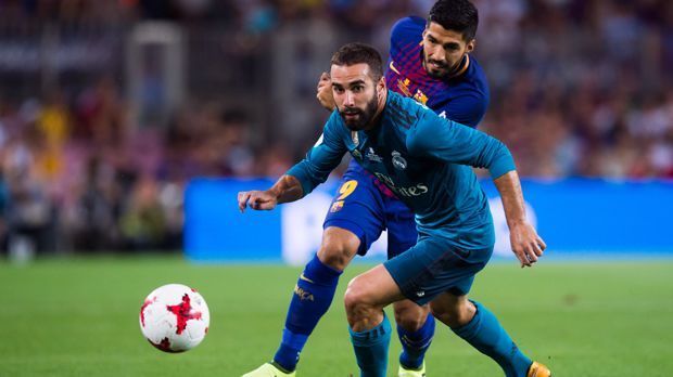 
                <strong>Daniel Carvajal (Real Madrid)</strong><br>
                Daniel Carvajal: Rettet in der ersten Hälfte vor dem einschussbereiten Luis Suarez. Erledigt seine defensiven Aufgaben auch in der Folge meist relativ souverän. In der Offensive nicht so auffällig wie Teamkollege Marcelo. Vergibt in der 55. Minute die große Chance zum 2:0. ran-Note: 3
              