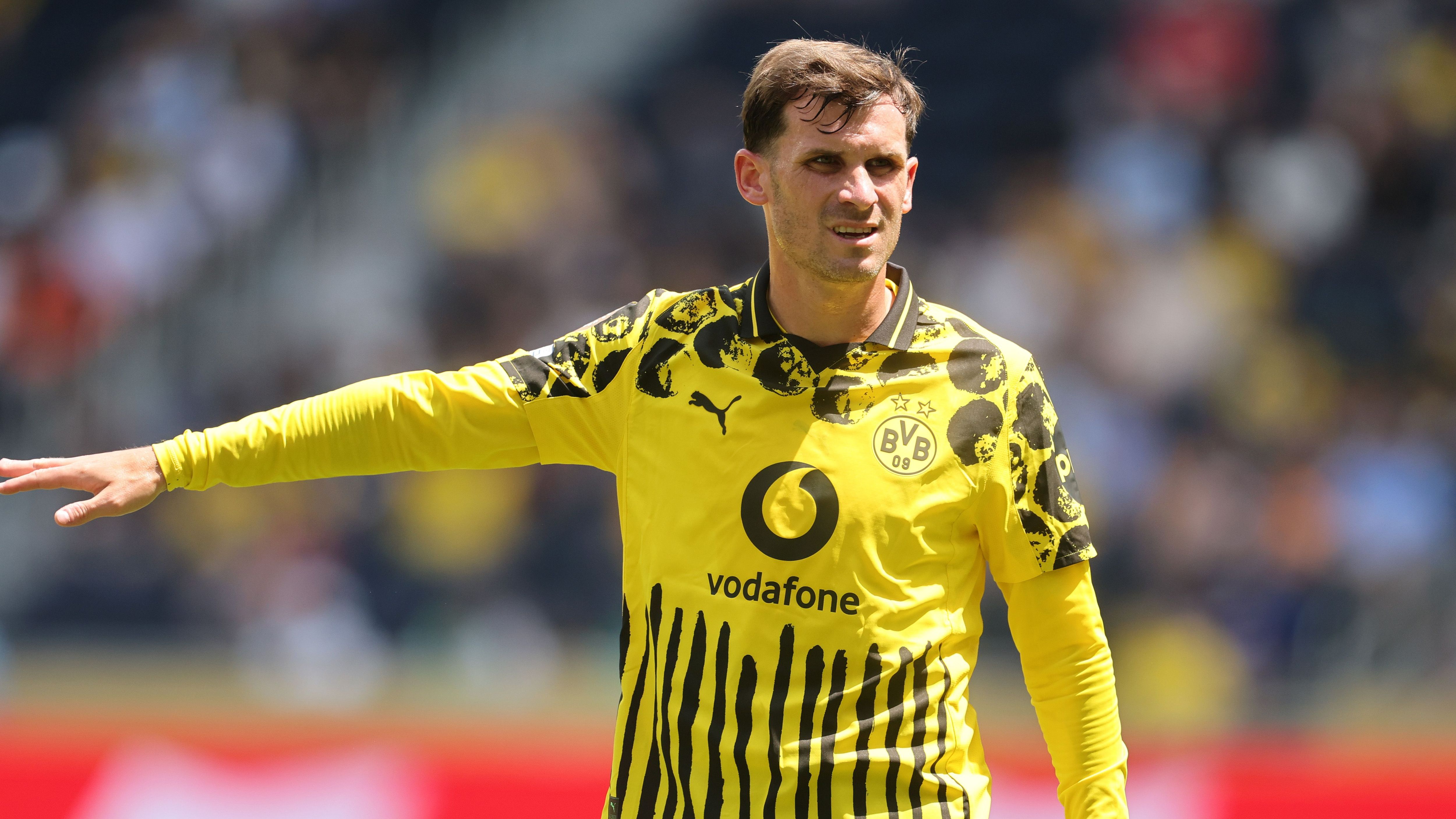 <strong>Borussia Dortmund</strong><br>- Trikotsponsor: Vodafone<br>- Einnahmen: 30 Millionen Euro jährlich