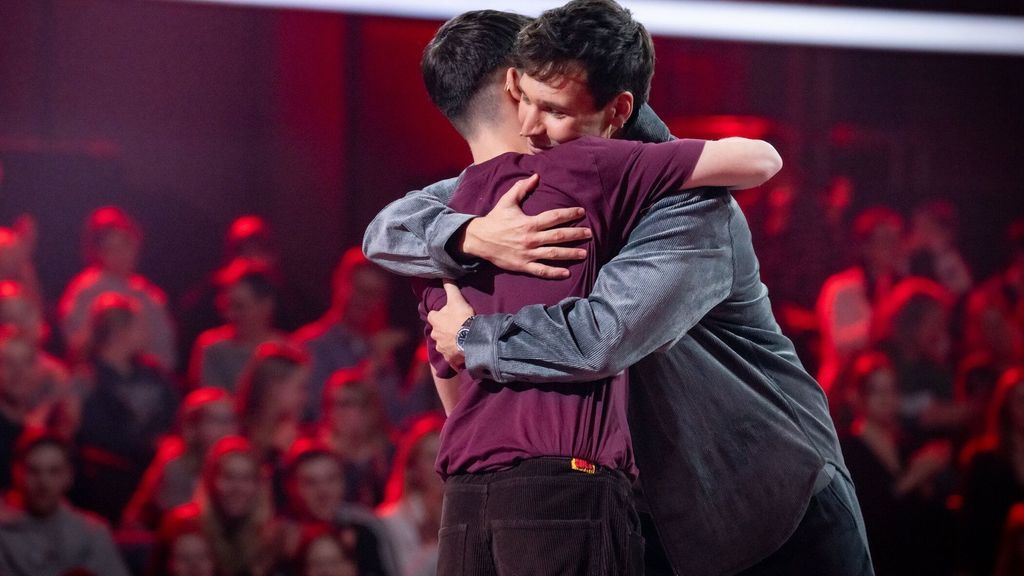 Wincent Weiss jubelt: Sein Team gewinnt "The Voice Kids" 2024