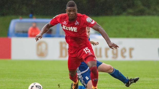 
                <strong>1. FC Köln</strong><br>
                Testspiele/DFB-Pokal: Der 1. FC Köln blieb in der Vorbereitung ungeschlagen. Es gab aber nur einen Sieg (10:1 gegen den Grazer AK), dazu vier Unentschieden. Im Pokal siegten die Rheinländer dann souverän, gewannen mit 5:0 beim Fünftligisten Leher TS Bremerhaven. Personal: Der Abgang von Anthony Modeste muss kompensiert werden, 17-Millionen-Mann Jhon Cordoba brillierte bisher nicht, dürfte zum Saisonstart dennoch gesetzt sein. Form: Die Einschätzung der Kölner Form fällt verhalten aus, da die Elf von Peter Stöger fast ausschließlich gegen unterklassige Teams testete - und selbst dabei nur einmal gewann. Die als Verstärkungen geplanten Cordoba, Jannes Horn oder Jorge Mere brauchen wohl noch etwas Eingewöhnungszeit. ran-Check: 4 Punkte
              