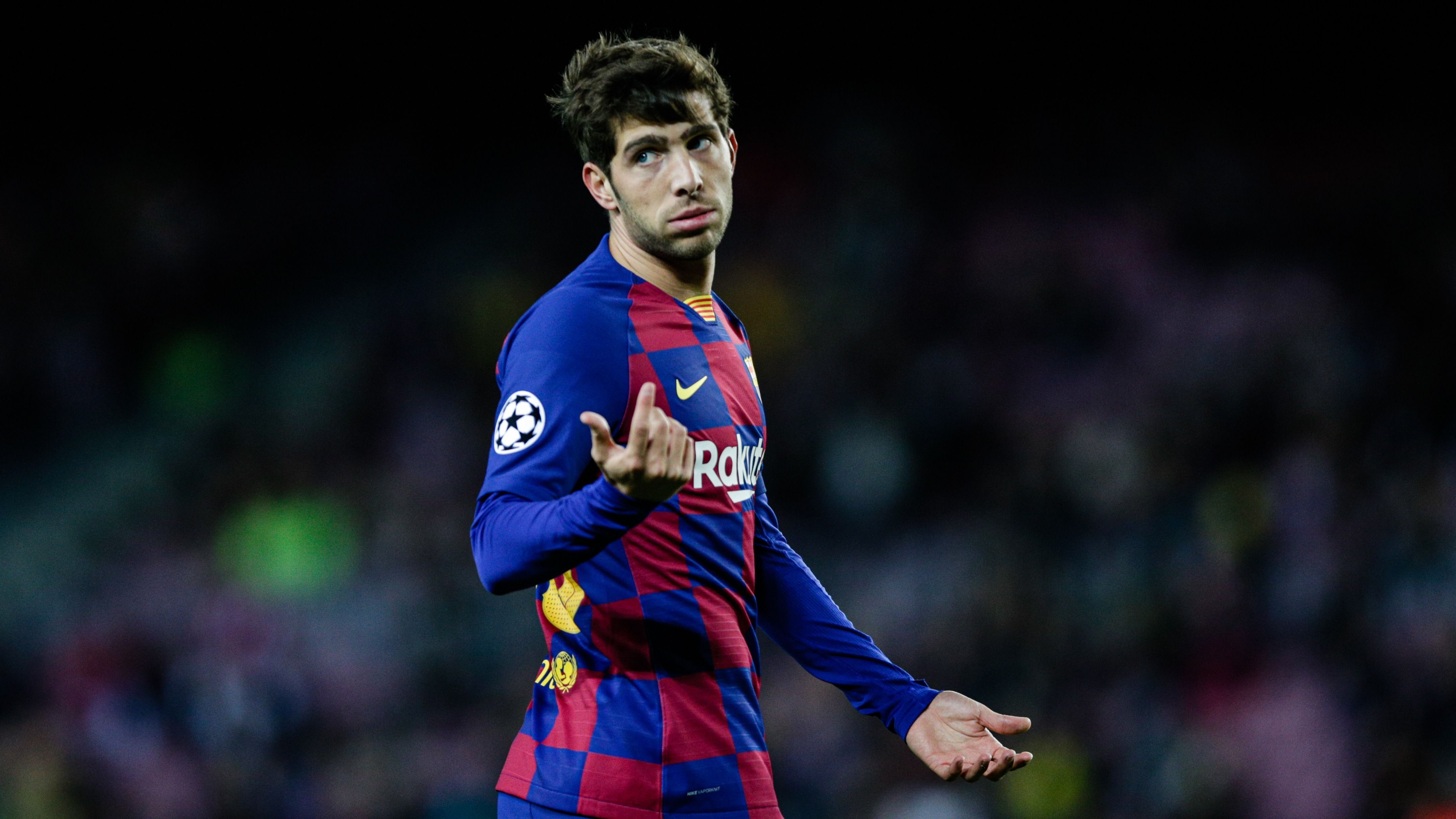 
                <strong>Sergi Roberto (FC Barcelona)</strong><br>
                Der Aushilfs-Rechtsverteidiger wird vom offensiven Schulz gut beschäftigt. Dennoch hat er seine Seite weitgehend im Griff, bleibt jenseits der Mittellinie aber manchmal zu zaghaft. Lässt sich nie aus der Ruhe bringen, so löst er eine Eins-gegen-Zwei-Situation per Pirouette. ran-Note: 3
              