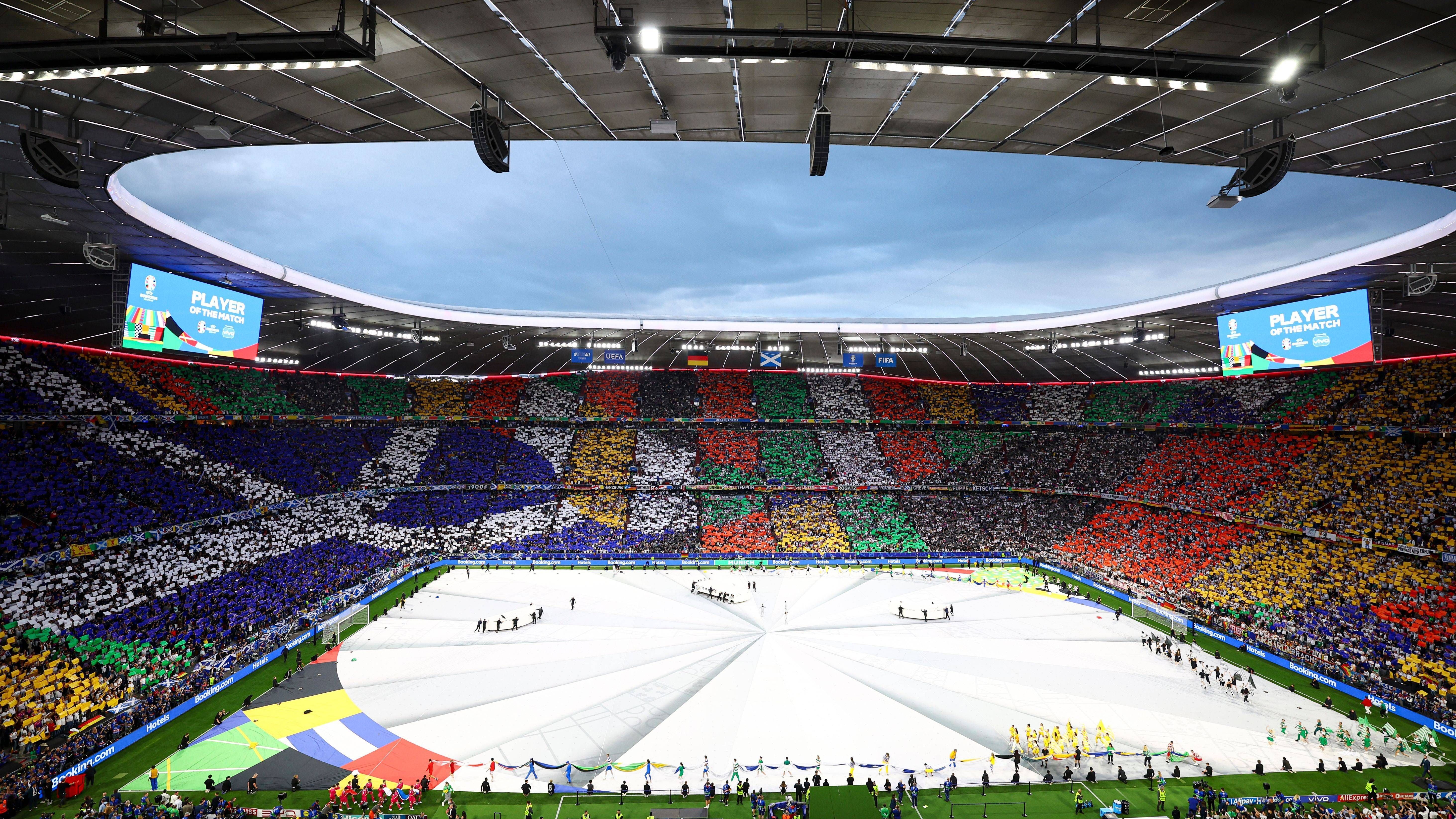 <strong>Eröffnungsfeier in München</strong><br>Vor dem Auftakt der EM-Endrunde zwischen Deutschland und Schottland gab es in der Münchner Allianz Arena eine Eröffnungszeremonie.