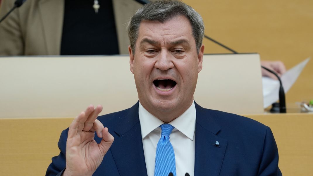 Markus Söder kritisiert Antisemitismus in der Kulturbranche.