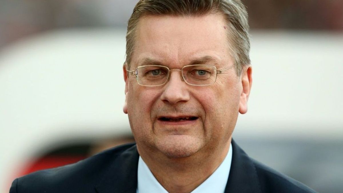 Reinhard Grindel ünterstützt den Videobeweis bei der WM