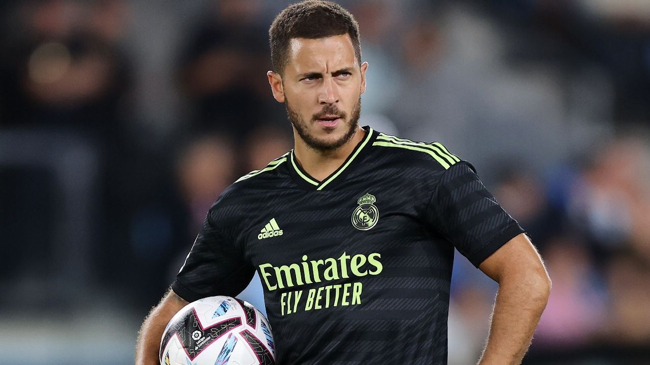 
                <strong>Platz 4: Eden Hazard (Real Madrid)</strong><br>
                Jahresgehalt: 27 Millionen EuroVertrag bis: 2024
              