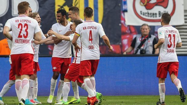 
                <strong>Platz 6: RB Leipzig</strong><br>
                19 Punkte (6 Siege, 1 Unentschieden, 4 Niederlagen / 19:15 Tore)
              