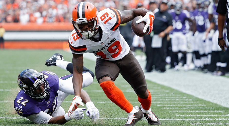 
                <strong>Corey Coleman (Wide Receiver, Cleveland Browns)</strong><br>
                Corey Coleman: In zwei Spielen lieferte der Rookie-Receiver beeindruckende Zahlen ab. Insgesamt 173 Yards und zwei Touchdowns verbuchte der 22-Jährige bislang. Nun brach er sich vor dem 3. Spieltag im Training die Hand. Um eine OP kommt er wohl herum. Dennoch muss Coleman mindestens vier Wochen aussetzen.
              