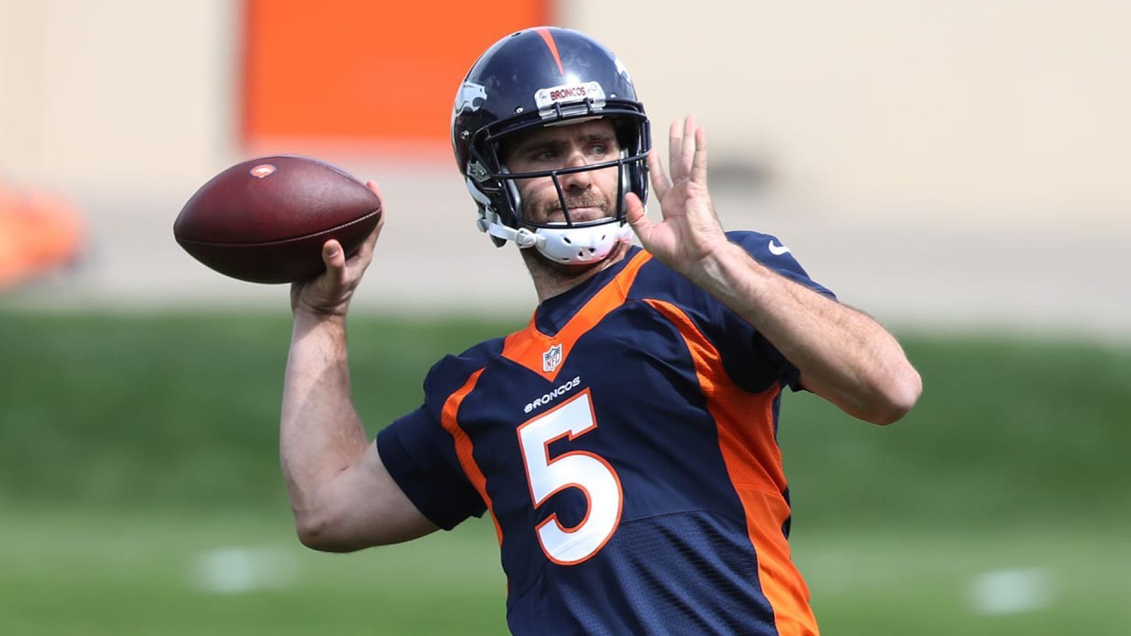 
                <strong>Denver Broncos: Joe Flacco</strong><br>
                Gesamtverdienst 2019: 18.500.000 DollarQuarterback
              