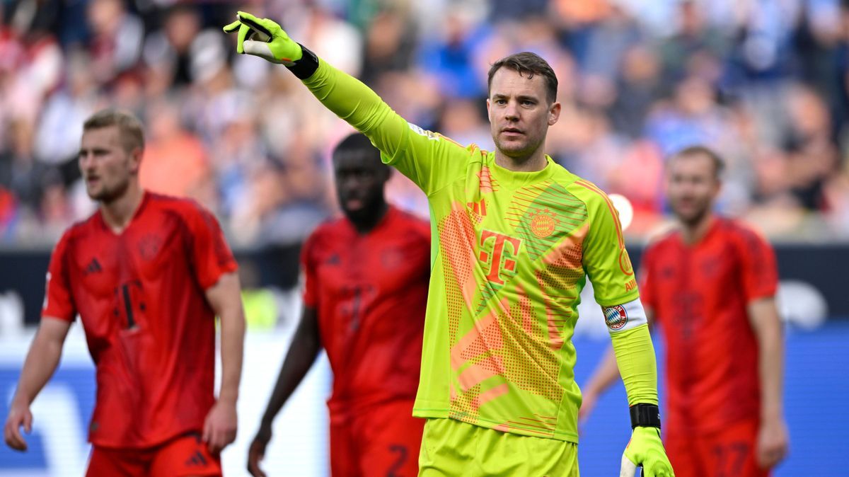 Torwart Manuel Neuer FC Bayern Muenchen FCB (01) Gestik Geste TSG 1899 Hoffenheim vs FC Bayern Muenchen FCB 18.05.2024 DFL REGULATIONS PROHIBIT ANY USE OF PHOTOGRAPHS AS IMAGE SEQUENCES AND OR QUAS...
