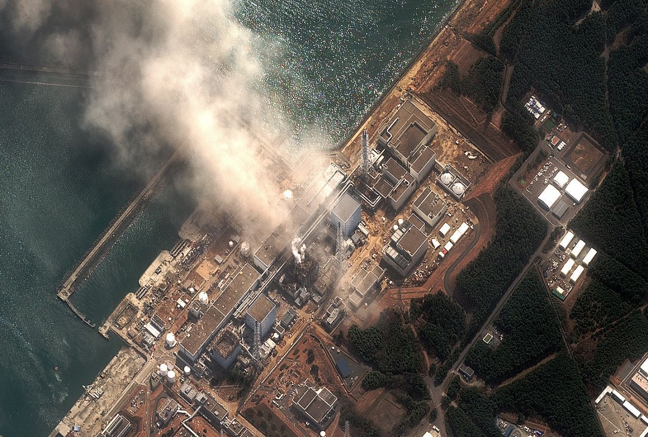 Rauchwolken stiegen auch am 14. März 2011 noch aus dem Kernkraftwerk empor.