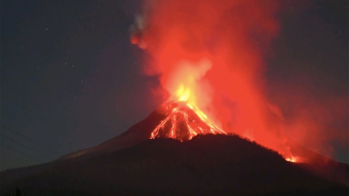 Der Vulkan Lewotobi Laki-Laki in Indonesien kommt weiter nicht zur Ruhe 