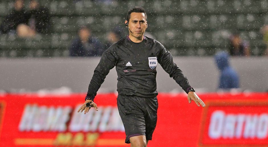 
                <strong>Jair Marrufo</strong><br>
                Herkunftsland: USA Verband: CONCACAF
              