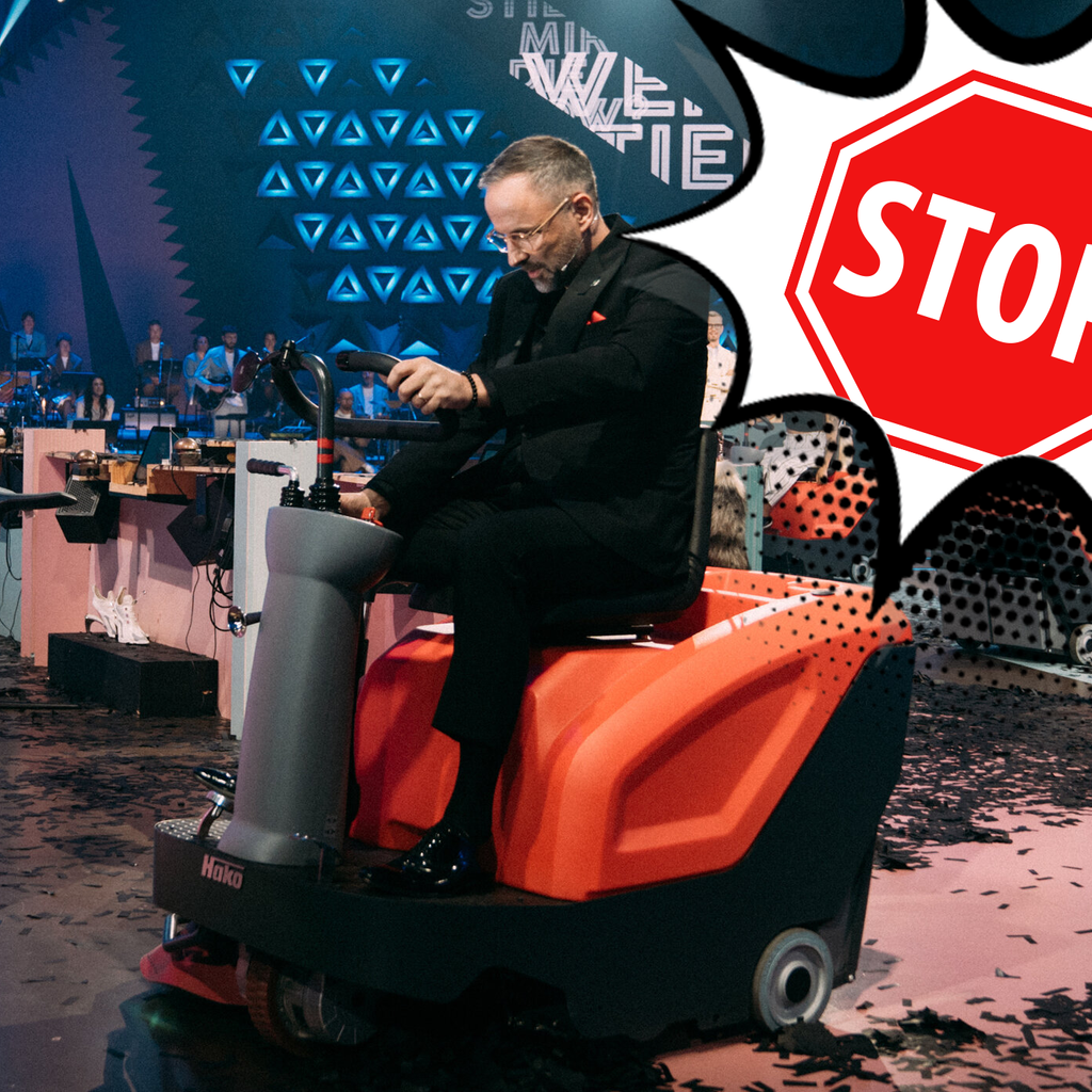 Erster Unfall der Staffel: Kurt Krömer verursacht Spiel-Abbruch