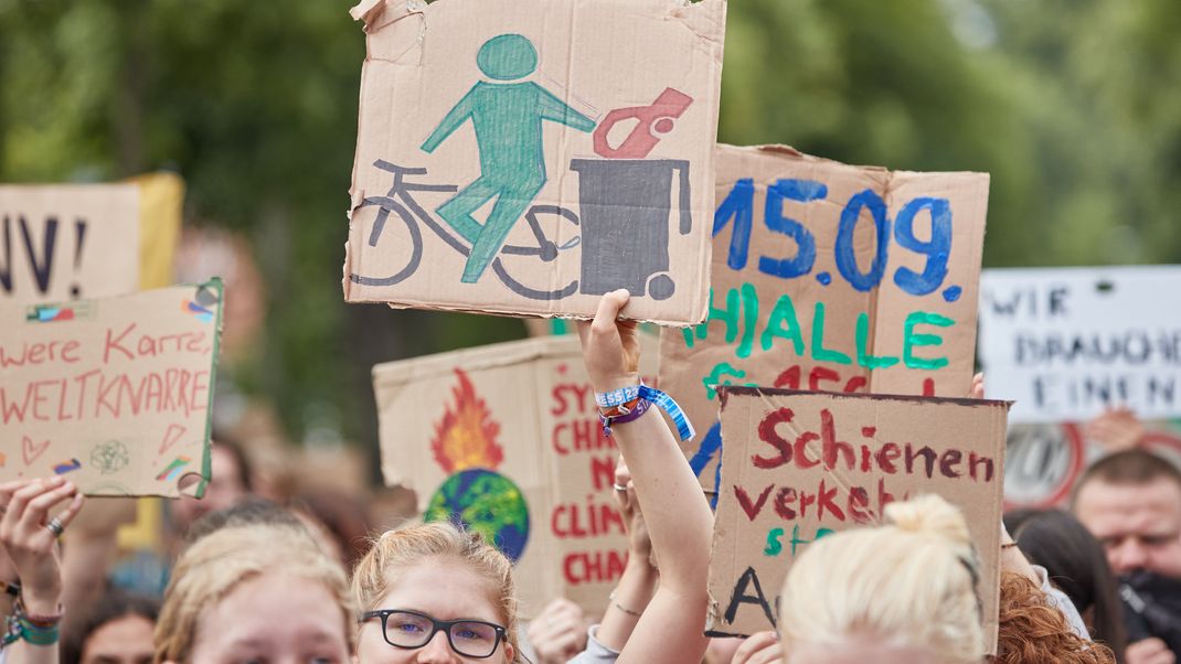 Zum globalen Klimastreik werden Tausende Menschen erwartet.