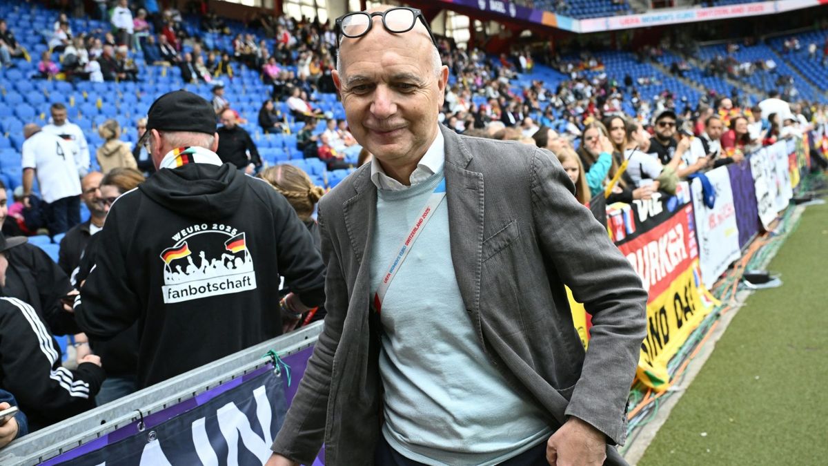 DFB-Präsident Neuendorf besuchte das Spiel in Basel