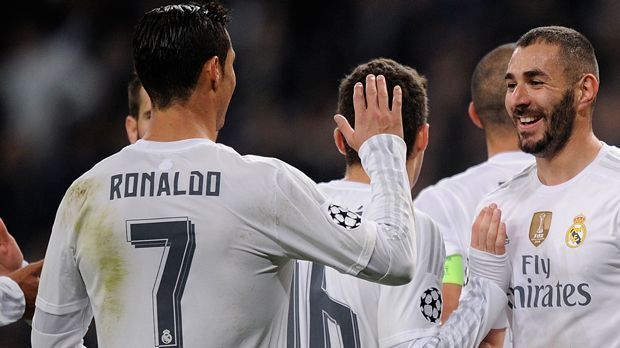 
                <strong>Cristiano Ronaldo CL-Rekord</strong><br>
                Cristiano Ronaldo schießt beim 8:0-Sieg von Real Madrid gegen Malmö vier Tore. Damit hat der Portugiese in der Gruppenphase der Champions League elf Tore erzielt. Das ist vor ihm noch nie einem Spieler in der Königsklasse gelungen! Doch damit nicht genug, denn ...
              