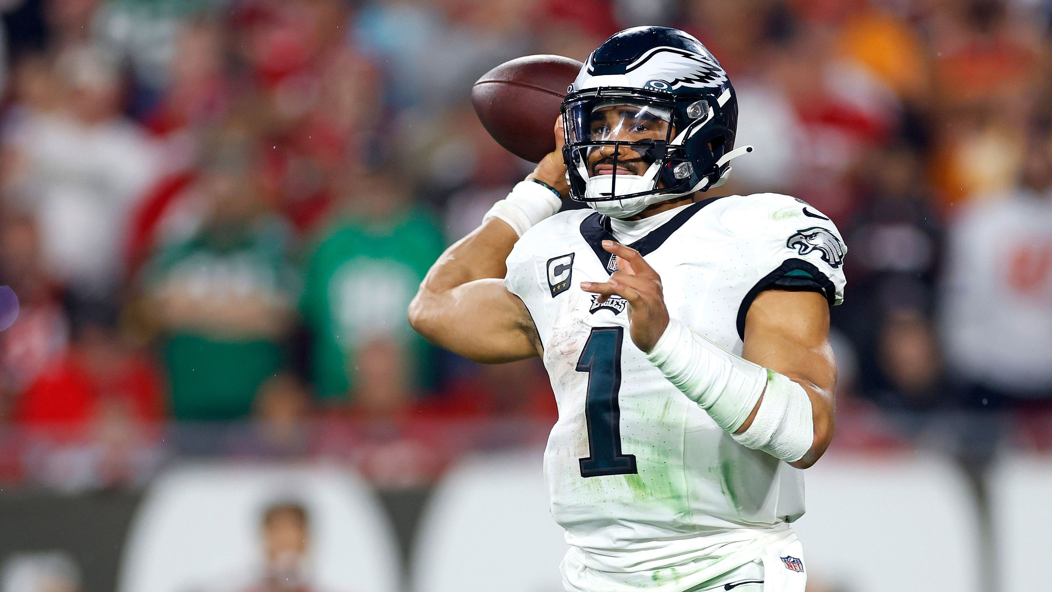 <strong>Platz 6: Philadelphia Eagles</strong><br>Gesamtentfernung: 367 Yards<br>Passing Touchdowns insgesamt: 24<br>Häufig eingesetzter Quarterback: Jalen Hurts (23 TDs in 17 Spielen)