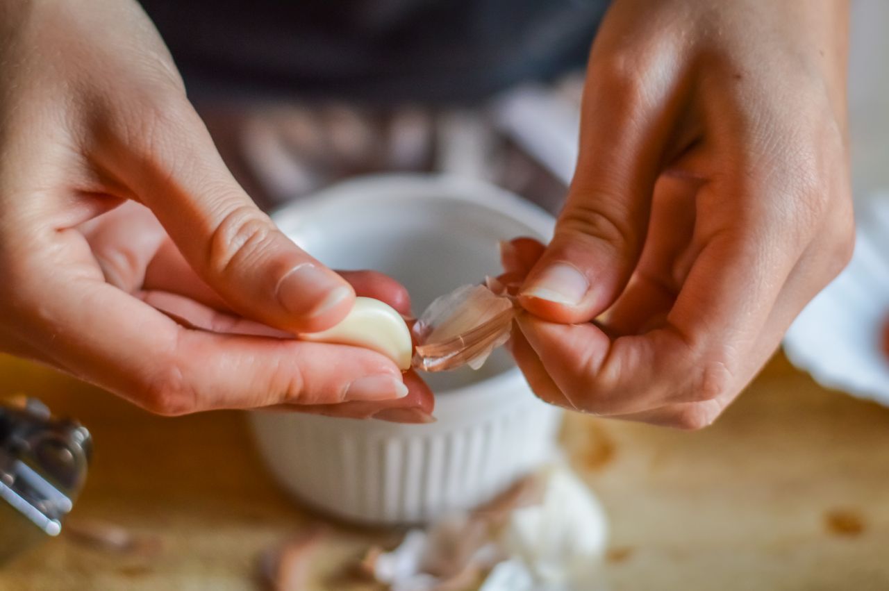 Knoblauch ist ein echter Alleskönner und verleiht nicht nur italienischen und mediterranen Gerichten einen intensiven Geschmack.