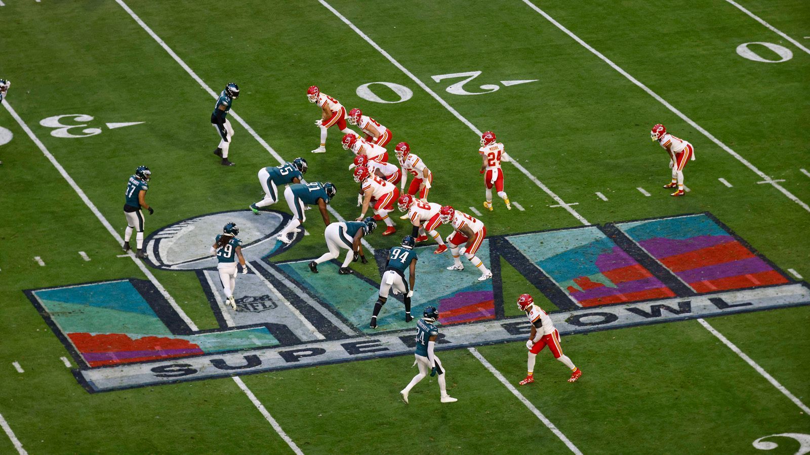 
                <strong>Super-Bowl-Rematch: Philadelphia Eagles at Kansas City Chiefs</strong><br>
                Es ist das vielleicht meisterwartete Spiel in der kommenden Saison: Die Kansas City Chiefs empfangen am 11. Spieltag (20. November) im Arrorhead Stadium die Philadelphia Eagles zur Neuauflage des Super Bowls.
              