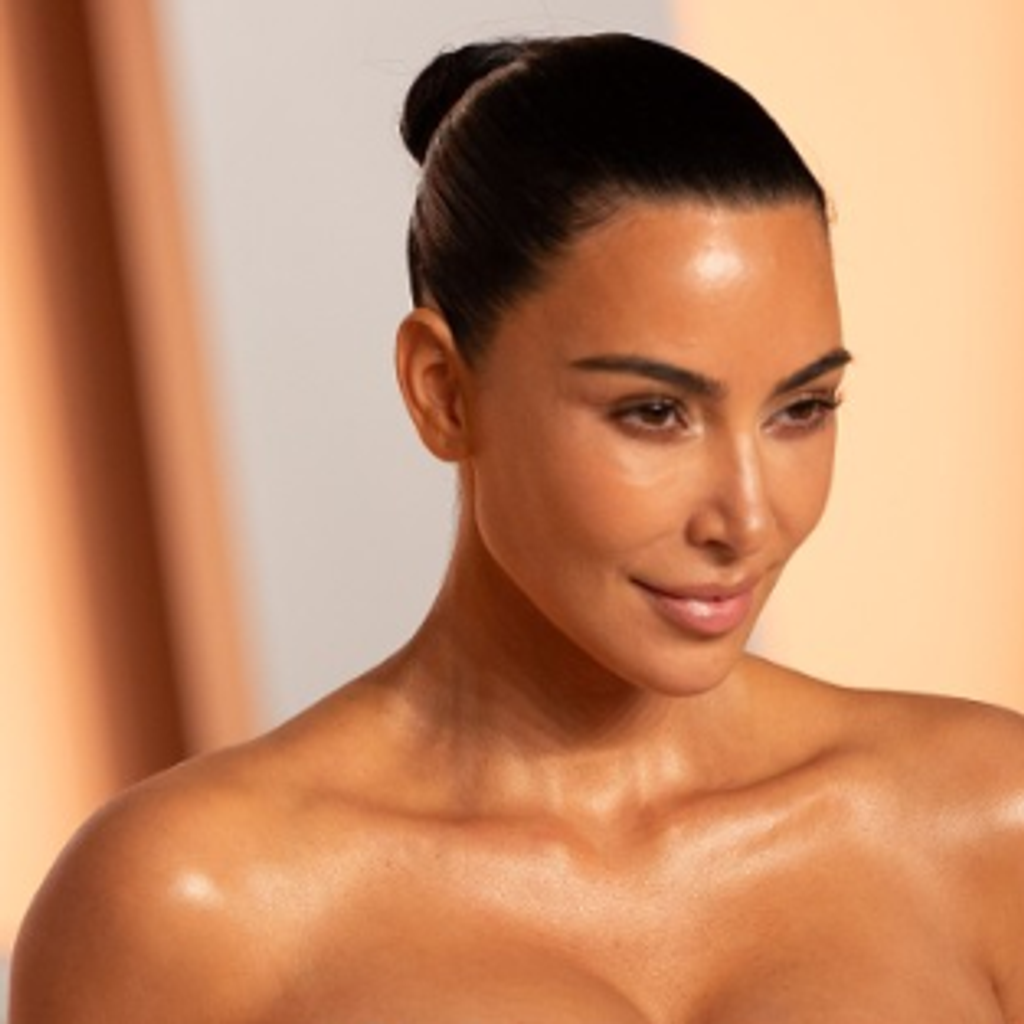 Paris: Prozess nach spektakulärem Raubüberfall auf Kim Kardashian beginnt