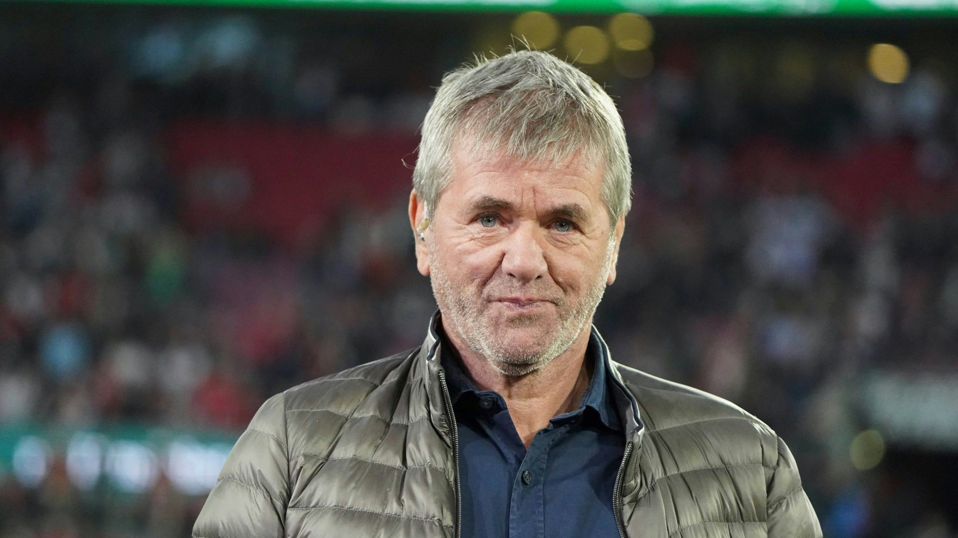 <em><strong>Friedhelm Funkel kehrt zum 1. FC Köln zurück</strong><br>Der 71-Jährige <a target="_blank" data-li-document-ref="531647" href="https://www.ran.de/sports/2-bundesliga-friedhelm-funkel-kehrt-zum1-fc-koeln-zurueck-trainer-legende-kann-eigenen-rekord-ausbauen-531647">Friedhelm Funkel wird für die letzten zwei Spieltage in der 2. Bundesliga beim FC an der Seitenlinie stehen</a>. Der Rückkehrer schaffte den Aufstieg mit den Geißböcken bereits vor einigen Jahren. Im deutschen Profifußball hat er über 800 Spiele begleitet. <strong>ran</strong> zeigt euch, welche wichtigen Fakten ihr über Friedhelm Funkel wissen müsst.</em>