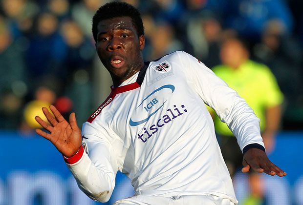 
                <strong>Godfred Donsah (Ghana)</strong><br>
                Zumindest europäischen Scouts ist Godfred Donsah längst ein Begriff. Der Mittelfeldspieler aus Ghana stieg zwar mit Cagliari gerade erst aus der Serie A ab, er dürfte jedoch erstklassig bleiben. Zahlreiche Klubs sind am 18-Jährigen aus Accra dran.
              